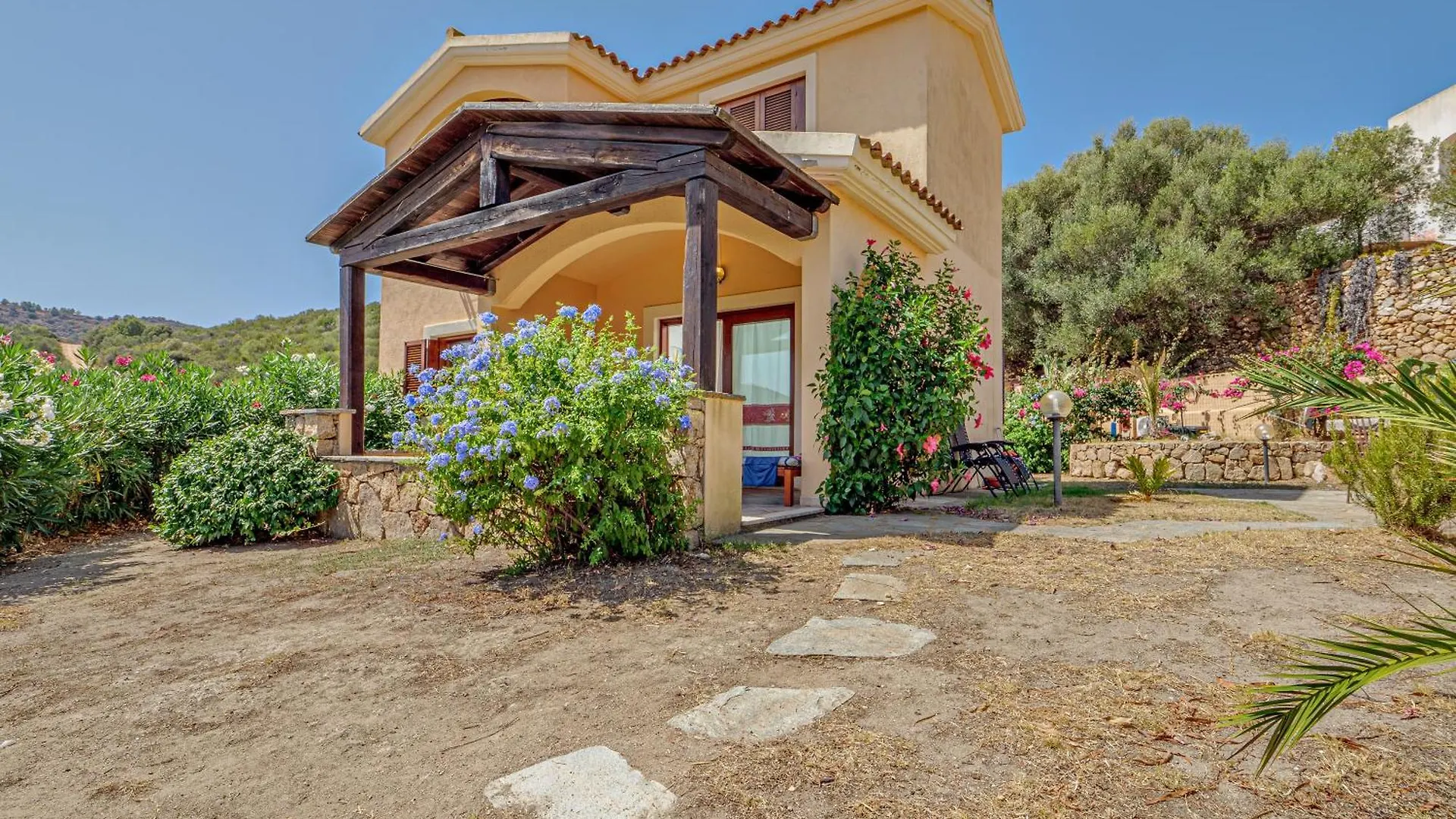 Casa Vacanze Tiriddo' Loiri Porto San Paolo Holiday home